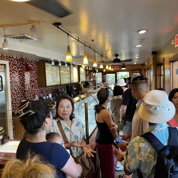Lappert's Hawaii - Long line - Ice Cream & Frozen Yogurt Near Me - Honolulu, Hawaii Lappert's Hawaii - Long line - Ice Cream & Frozen Yogurt Near Me - Honolulu, Hawaii