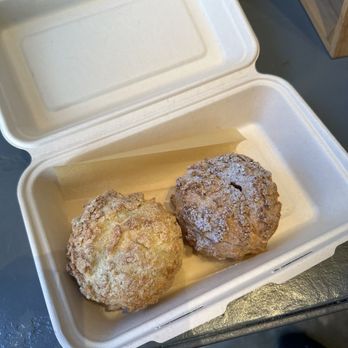 AlimamaTea - Matcha and brown sugar boba cream puffs - Desserts Near Me - New York, New York