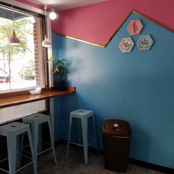 Miss Sugar Dessert - Small waiting/seating area - Custom Cakes Near Me - West Lafayette, Indiana