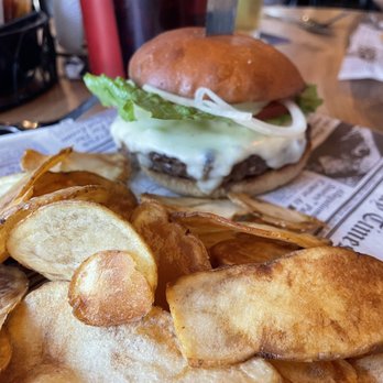 Locals Tavern - Cheeseburger with Frips - Cocktail Bars Near Me - Leland, North Carolina Locals Tavern - Cheeseburger with Frips - Cocktail Bars Near Me - Leland, North Carolina