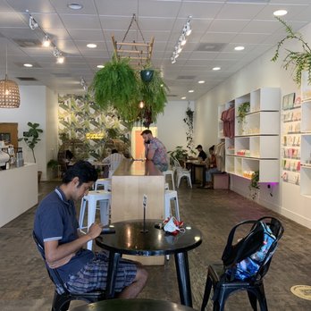 Craft & Common - Inside - Coffee & Tea Near Me - Orlando, Florida Craft & Common - Inside - Coffee & Tea Near Me - Orlando, Florida