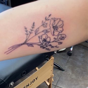 Permanent Images Tattoo & Body Piercing - Floral Tattoo -Paul - Tattoo Near Me - Ottawa, Illinois Permanent Images Tattoo & Body Piercing - Floral Tattoo -Paul - Tattoo Near Me - Ottawa, Illinois
