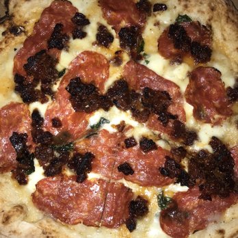 Cane Rosso - Honey Bastard 10/10 recommend - Wine Bars Near Me - Carrollton, Texas Cane Rosso - Honey Bastard 10/10 recommend - Wine Bars Near Me - Carrollton, Texas