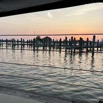 Fisherman's Crab Deck - Seafood Near Me - Grasonville, Maryland
