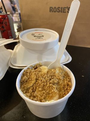 Rosie's Burgers by null