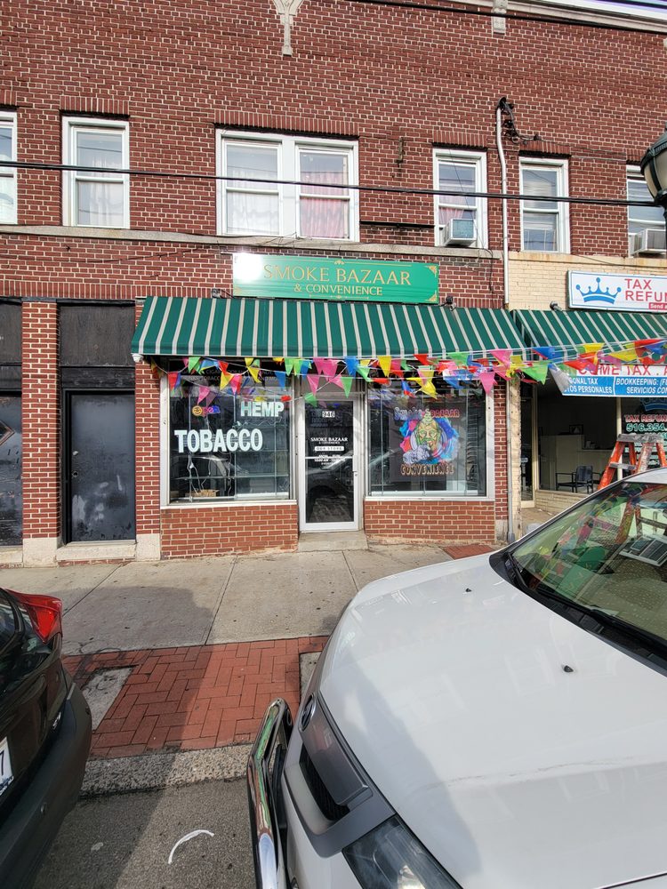 SMOKE BAZAAR 946 Hempstead Turnpike, Franklin Square, New York Vape