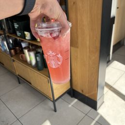 Strawberry açai lemonade Strawberry açai lemonade