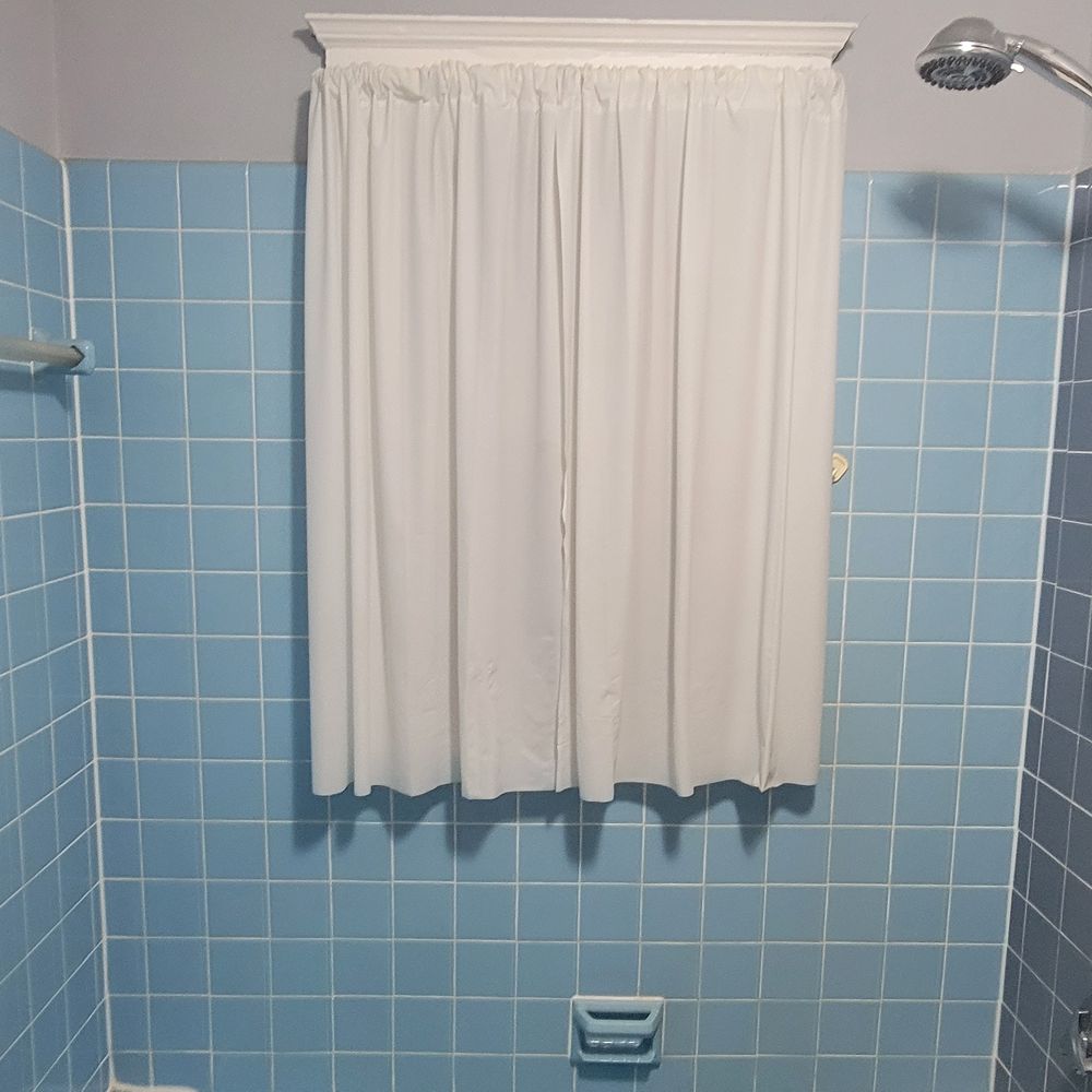 Bay State Bath - Before - General Contractors Near Me - Pembroke, Massachusetts Bay State Bath - Before - General Contractors Near Me - Pembroke, Massachusetts