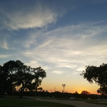 Walter Hall Park - Parks Near Me - League City, Texas Walter Hall Park - Parks Near Me - League City, Texas