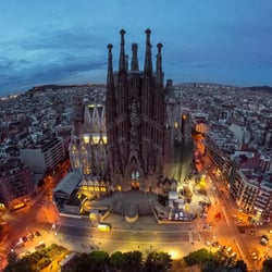 Avantgarde Limousine Barcelona - Car Service chauffeur Barcelona (premium & VIP service) Sagrada Familia. Gaudí church Barcelona from the air.