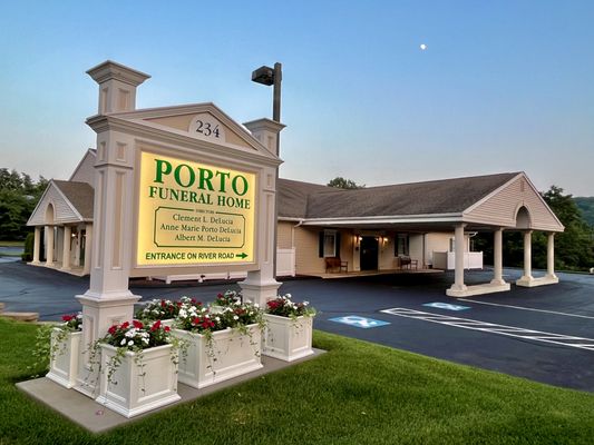 PORTO FUNERAL HOME - Updated January 2026 - 16 Photos - 234 Foxon Rd