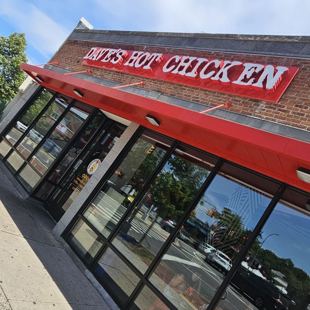 Dave's Hot Chicken - Chicken Shop Near Me - Fresh Meadows, New York Dave's Hot Chicken - Chicken Shop Near Me - Fresh Meadows, New York