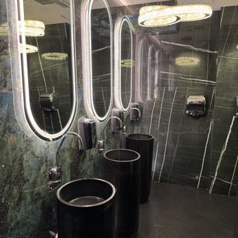 Casa Valadez - They have some of the nicest bathrooms I saw in Mexico. - Mexican Near Me - Guanajuato, GUA