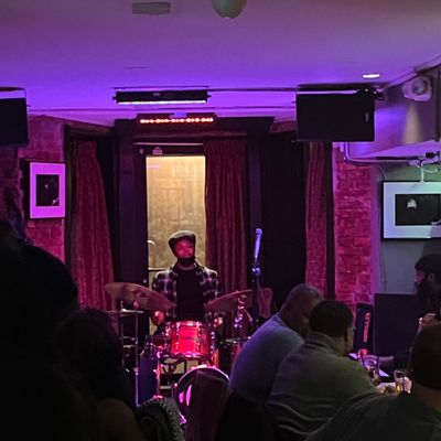 Jojo Restaurant and Bar by null