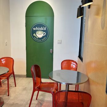 Whisk'd Matcha - Seating - Coffee & Tea Near Me - Pasadena, California Whisk'd Matcha - Seating - Coffee & Tea Near Me - Pasadena, California