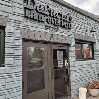 DeLucia's Brick Oven Pizza - Storefront - Pizza Near Me - Raritan, New Jersey DeLucia's Brick Oven Pizza - Storefront - Pizza Near Me - Raritan, New Jersey