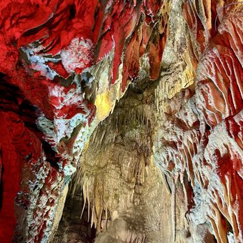 Crystal Grottoes Caverns - Hiking Near Me - Boonsboro, Maryland Crystal Grottoes Caverns - Hiking Near Me - Boonsboro, Maryland