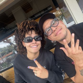 SushiStop Studio City - With friends Taylor from Dragon-house animator - Sushi Bars Near Me - Los Angeles, California