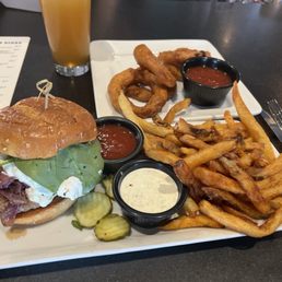 BRU BURGER BAR - Updated July 2025 - 239 Photos &amp; 368 Reviews - 222 ...