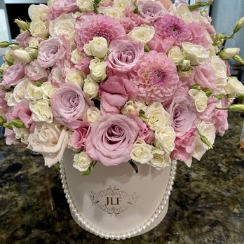 J'Adore Les Fleurs - This is a photo of my most resent purchase for a business partners birthday. - Florists Near Me - Glendale, California J'Adore Les Fleurs - This is a photo of my most resent purchase for a business partners birthday. - Florists Near Me - Glendale, California