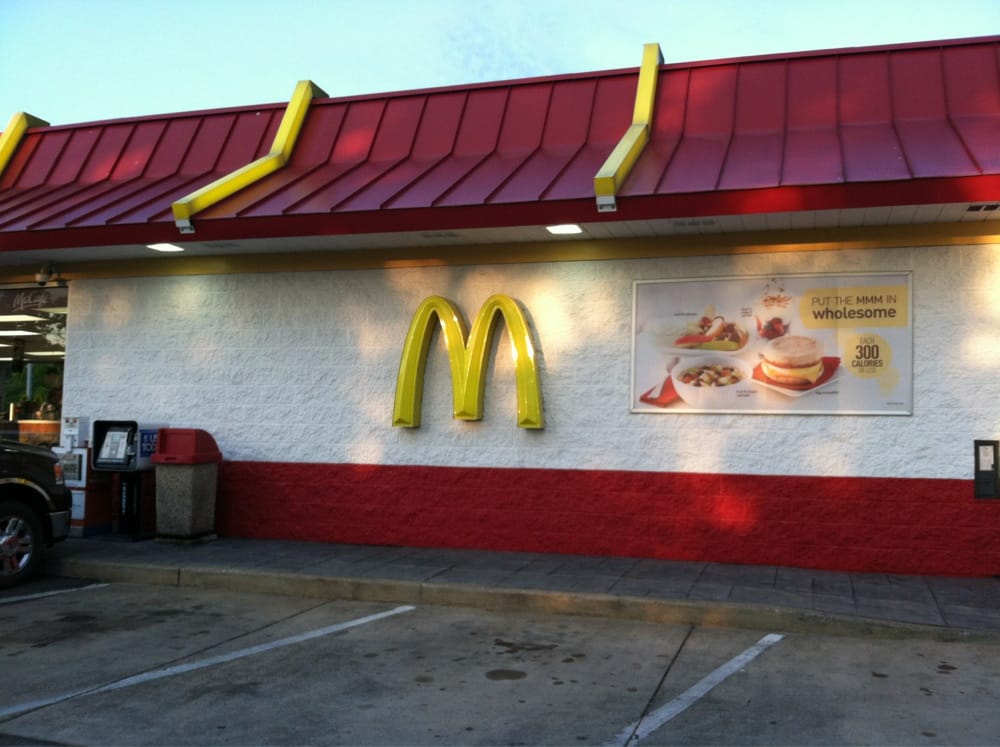 MCDONALD’S Updated May 2024 13 Reviews 1743 Hwy 100, Centerville