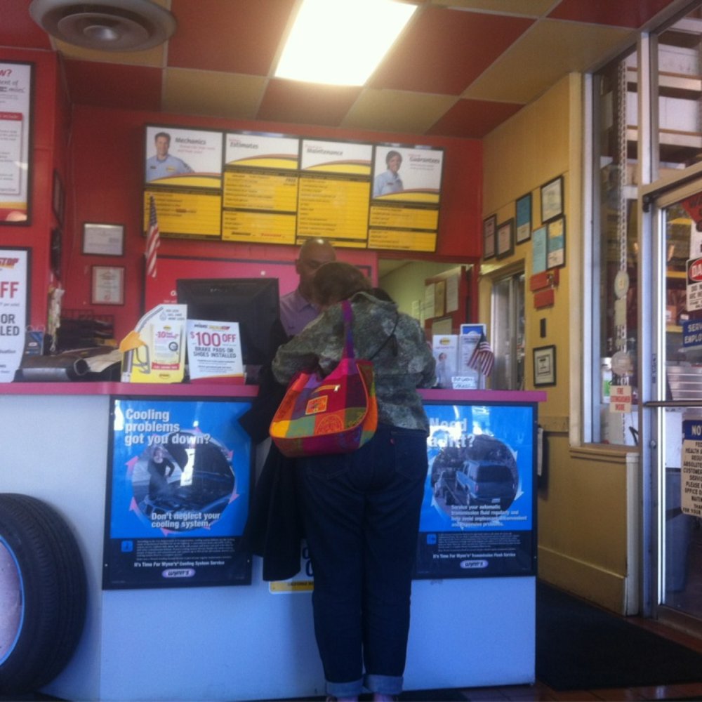 Midas - Paul helps another customer - Auto Repair Near Me - El Cerrito, California Midas - Paul helps another customer - Auto Repair Near Me - El Cerrito, California