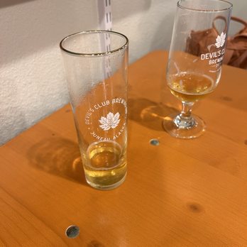 Devil's Club Brewing - The beer was flowing. Delicious. - Brewpubs Near Me - Juneau, Alaska Devil's Club Brewing - The beer was flowing. Delicious. - Brewpubs Near Me - Juneau, Alaska