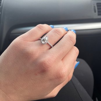 Maria's Fine Jewelry - Jewelry Near Me - Worcester, Massachusetts Maria's Fine Jewelry - Jewelry Near Me - Worcester, Massachusetts