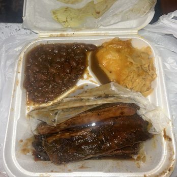 Off the Bone Real BBQ Company - 4 Piece BBQ Ribs w/ Baked Beans & MacNChesse - Caterers Near Me - Compton, California Off the Bone Real BBQ Company - 4 Piece BBQ Ribs w/ Baked Beans & MacNChesse - Caterers Near Me - Compton, California