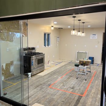 Crystal Glass & Mirror - Wall in Open position - Glass & Mirrors Near Me - Brooklyn, New York