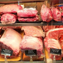 Metro Meat Market - Meat case