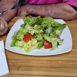 Uno Rosso - Una ensalada fresca preparada en el momento