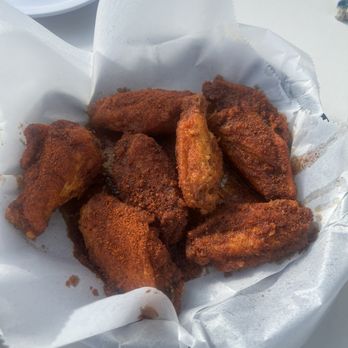 Toppers Pizza Place - Eight Nashville hot wings - Pizza Near Me - Ventura, California Toppers Pizza Place - Eight Nashville hot wings - Pizza Near Me - Ventura, California