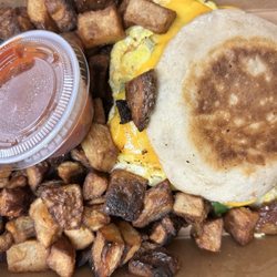 The Classic Cafe - Dried and overdue home fries and Western breakfast sandwich