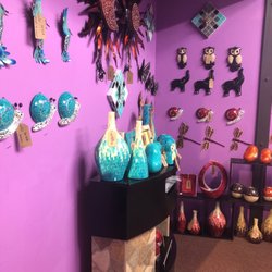 Alamo’s Galeria - Living Room Decor