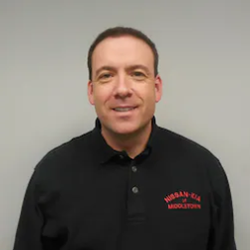 Middletown Nissan - Andrew Rodriguez Sales Manager - Total Asshole