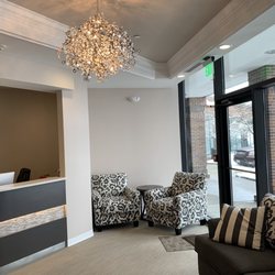 Aesthetic Smile Reconstruction - Lobby