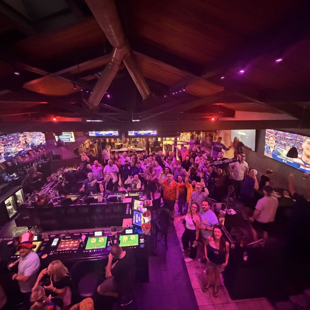 Full bar area after the US World Cup victory Full bar area after the US World Cup victory