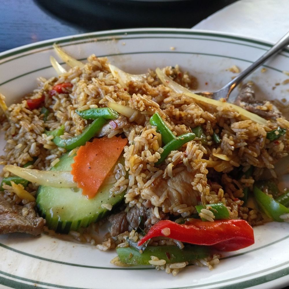 Spicy Thai Basil. (Already mixed, didn't arrive like this) Spicy Thai Basil. (Already mixed, didn't arrive like this)