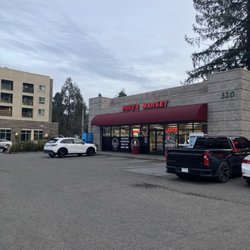 Dave's Market No 3 - Front of building