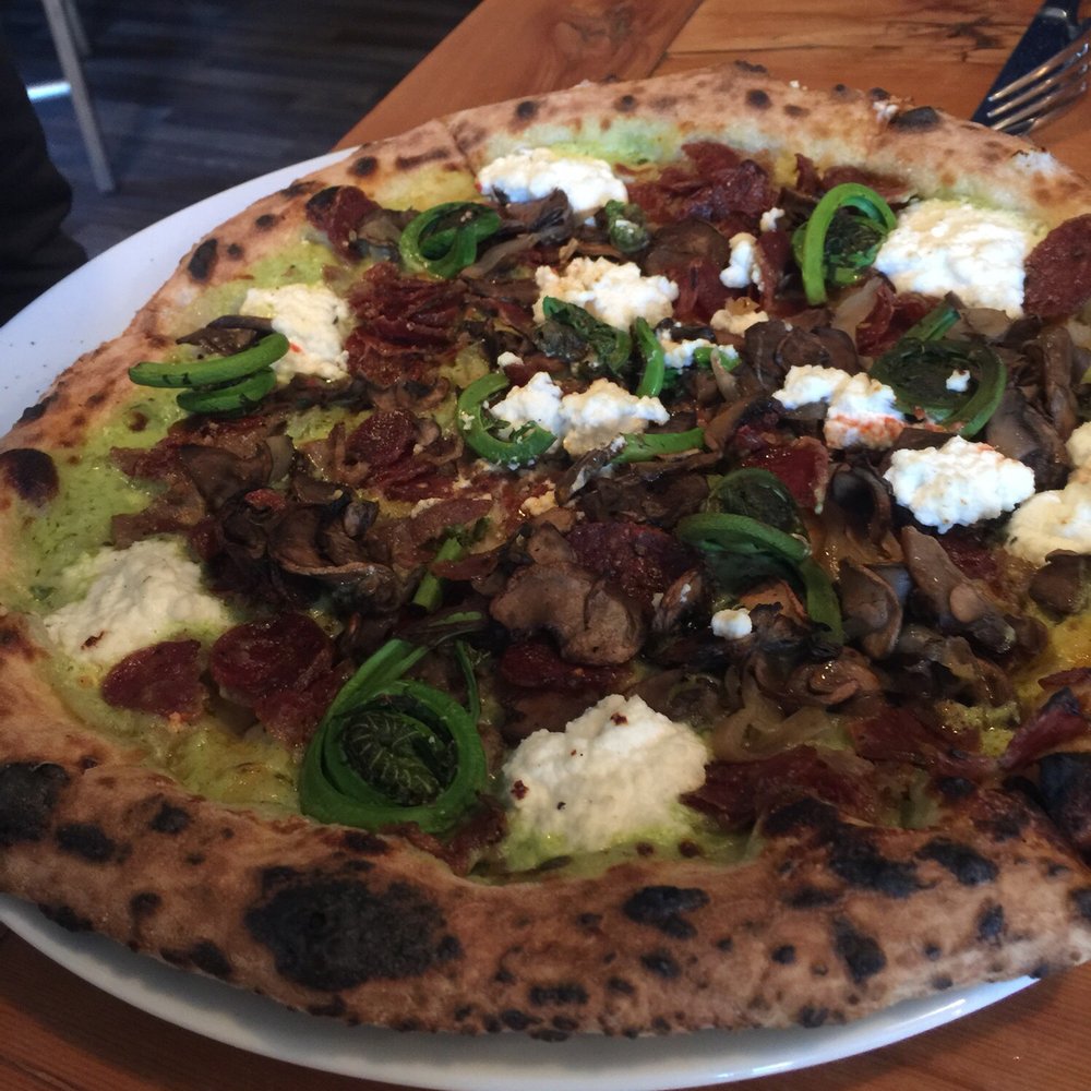 Bruce Wine Bar - Pizza Near Me - Thornbury, Ontario Bruce Wine Bar - Pizza Near Me - Thornbury, Ontario