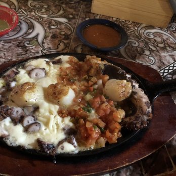 Mariscos Playa Hermosa - Pulpo y Callo Parrillada - Mexican Near Me - Phoenix, Arizona