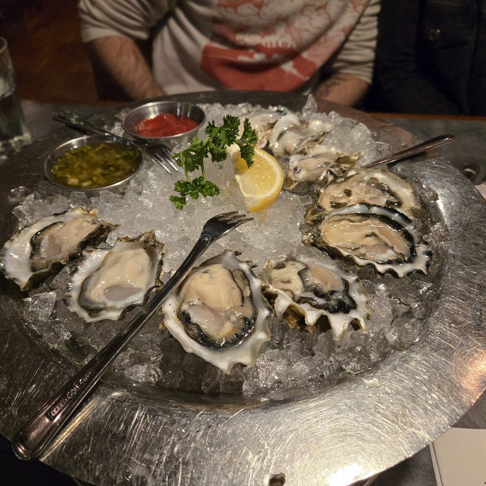 Chinook's - Seafood Near Me - Seattle, Washington Chinook's - Seafood Near Me - Seattle, Washington