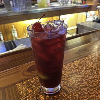 Miller's Ale House - Red Sangria - American Near Me - Orlando, Florida