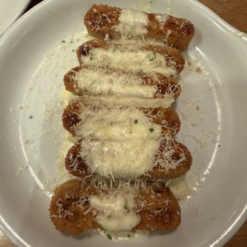 Olive Garden Italian Restaurant - Lasagna Fritta/no marinara - Italian Near Me - Phoenix, Arizona