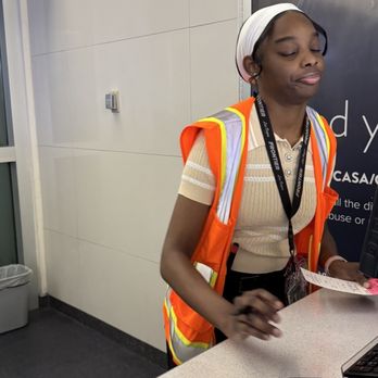 Frontier Airlines - These 2 agents at the gate were extremely unprofessional. - Airlines Near Me - Las Vegas, Nevada