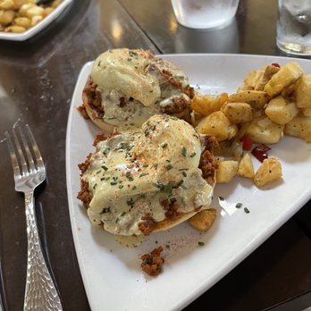 Gertrude's - Eggs Benedict on gluten free English muffin - New American Near Me - Phoenix, Arizona Gertrude's - Eggs Benedict on gluten free English muffin - New American Near Me - Phoenix, Arizona