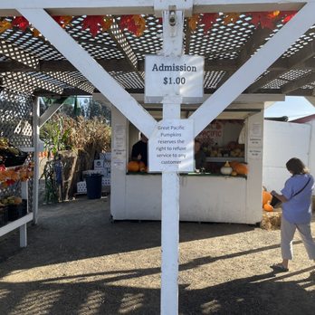 McGrath Brothers Great Pacific Pumpkins - Cashier - Pumpkin Patches Near Me - Ventura, California McGrath Brothers Great Pacific Pumpkins - Cashier - Pumpkin Patches Near Me - Ventura, California