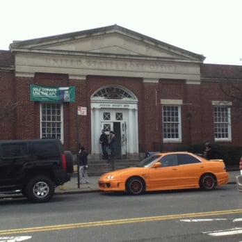 US Post Office - Front door - Post Offices Near Me - Jackson Heights, New York