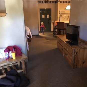 Great Wolf Lodge - Suite - Resorts Near Me - Williamsburg, Virginia Great Wolf Lodge - Suite - Resorts Near Me - Williamsburg, Virginia